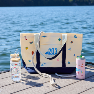 203 Coastal Icon Beach Tote